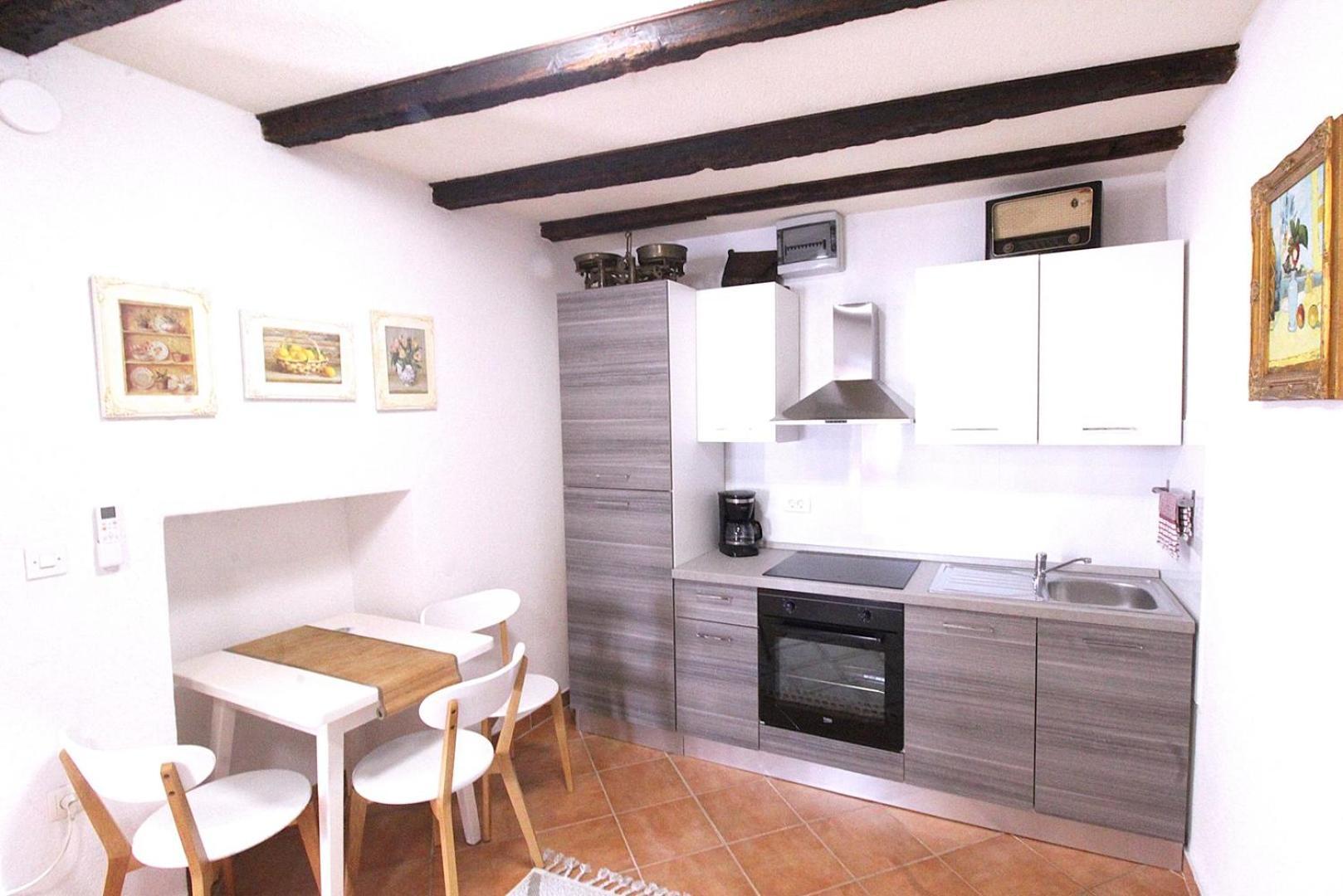 Lovely Apartment Es Umag Exterior photo